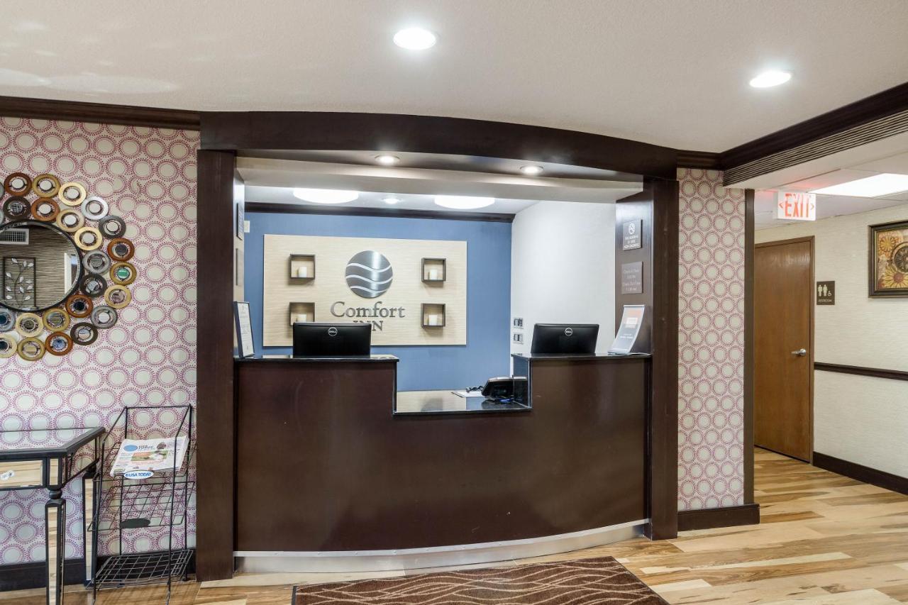 Comfort Inn Midtown Tulsa Exterior photo