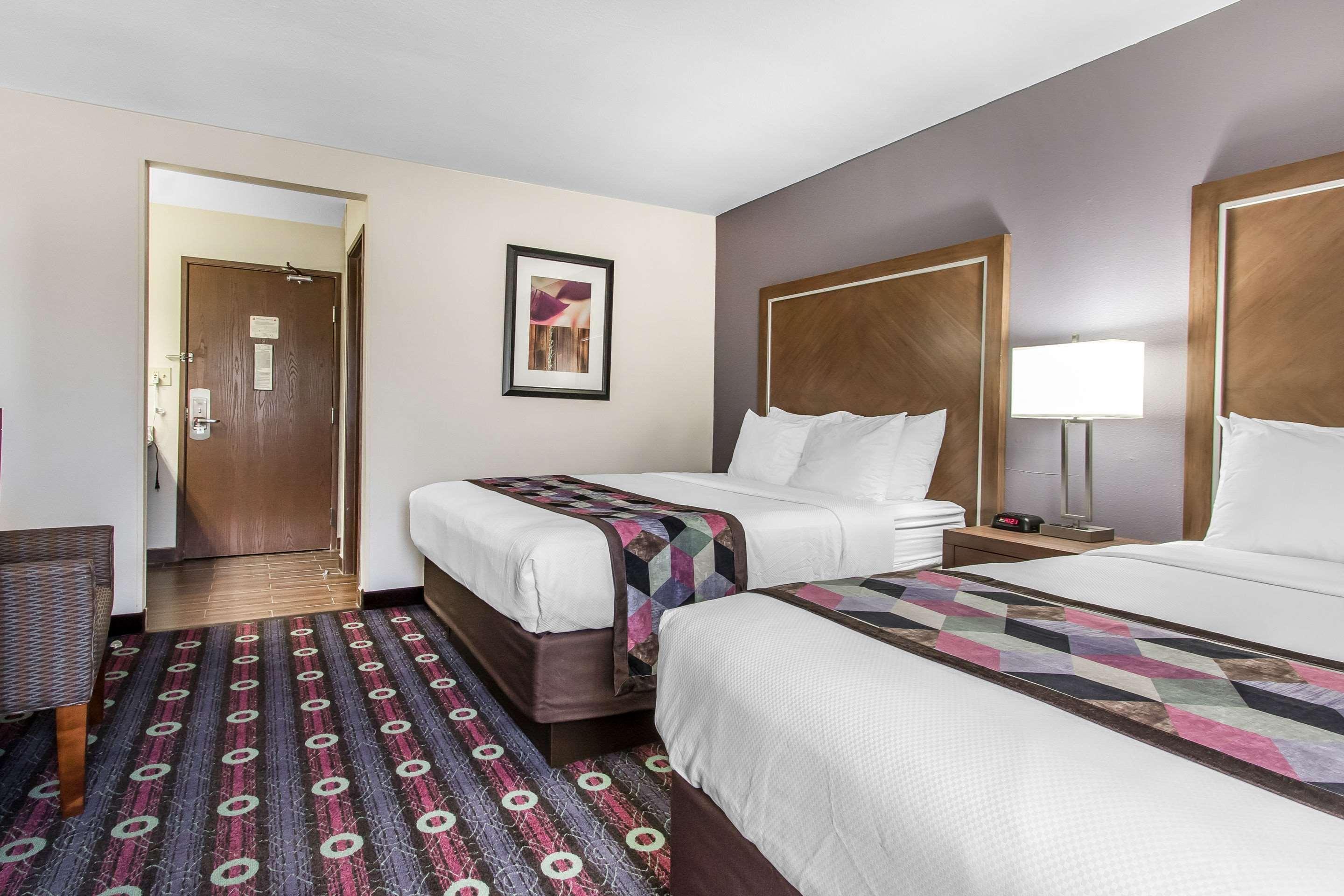 Comfort Inn Midtown Tulsa Exterior photo